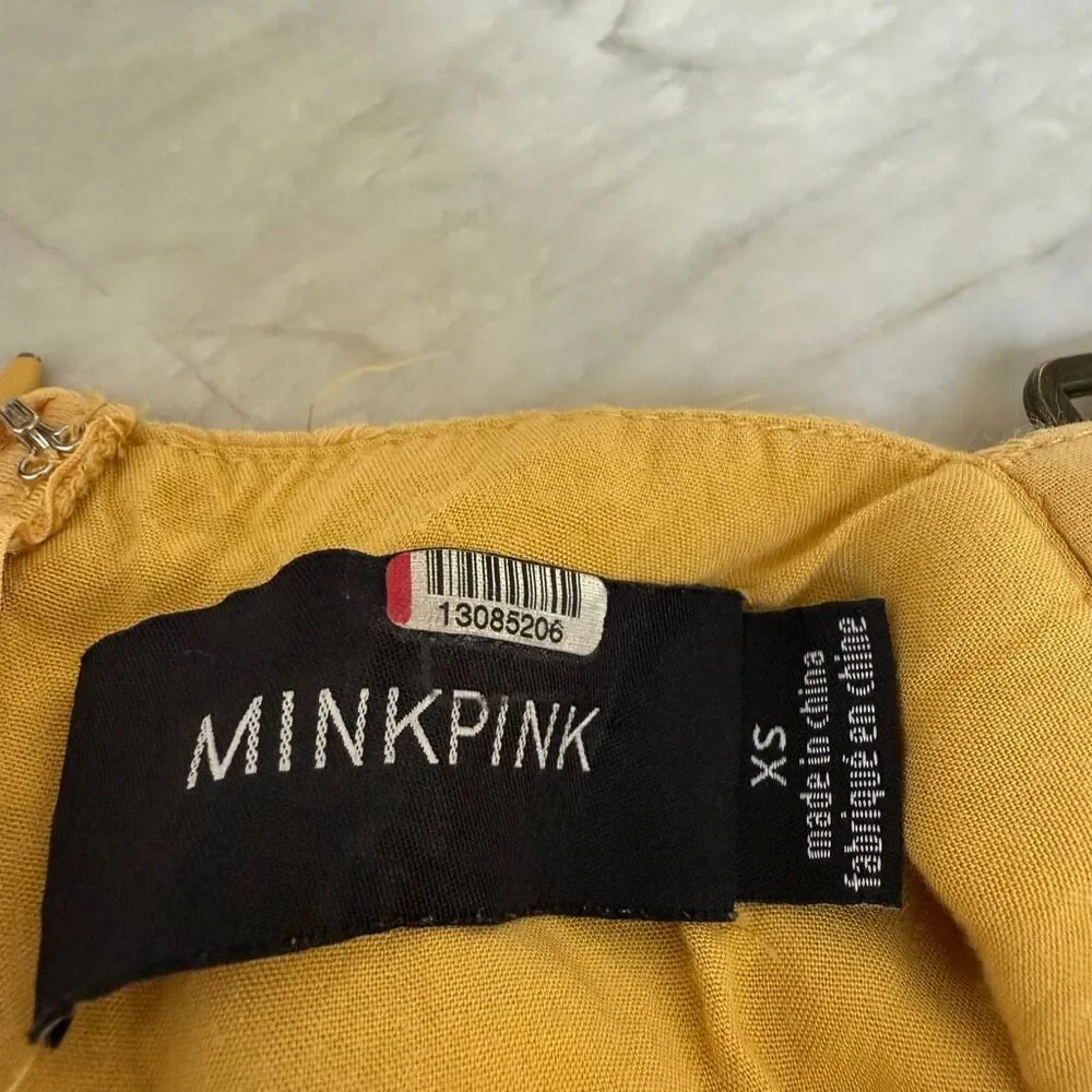 MinkPink My Friend Yellow Eyelet Flutter Sleeve Crop Jumpsuit Size XS - Picture 4 of 8
